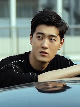 娛樂(lè)吃瓜演員表介紹,揭秘?zé)衢T(mén)吃瓜演員背后的故事